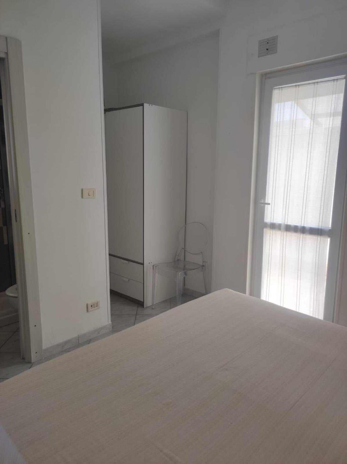 Apartament Castle On The Sea Torre Santa Sabina Zewnętrze zdjęcie