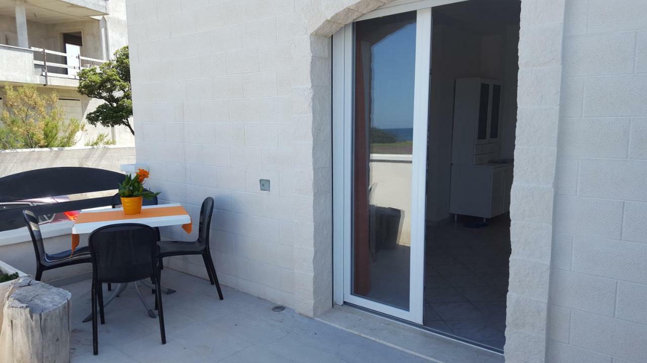 Apartament Castle On The Sea Torre Santa Sabina Zewnętrze zdjęcie